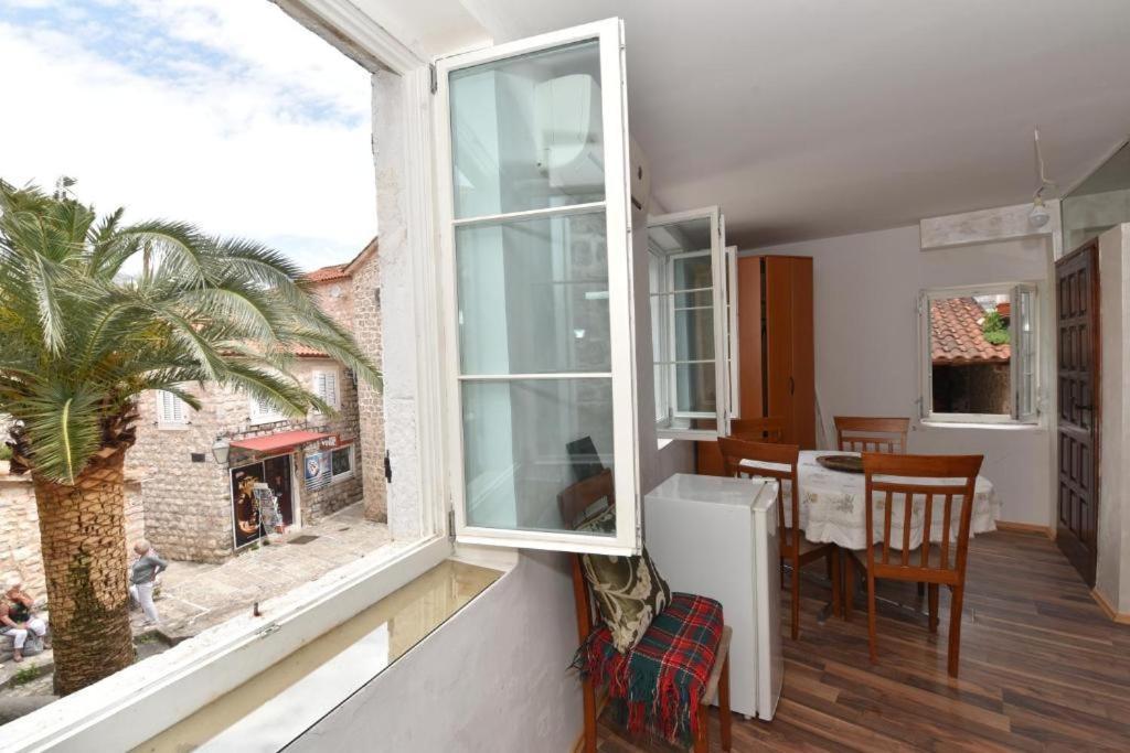 Michel Guest House Budva Buitenkant foto