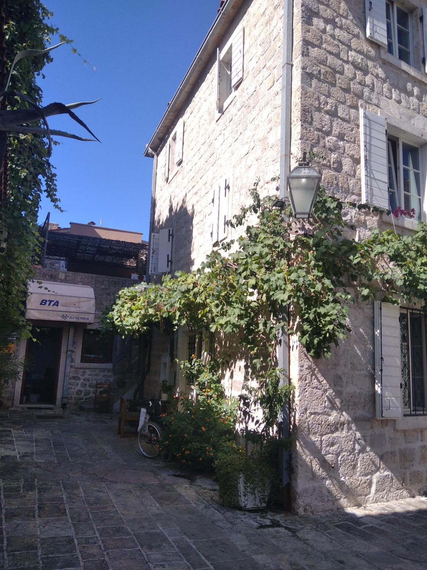 Michel Guest House Budva Buitenkant foto